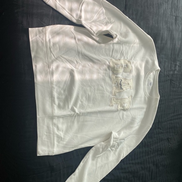 GAP Factory Other - GAP Sweatshirt